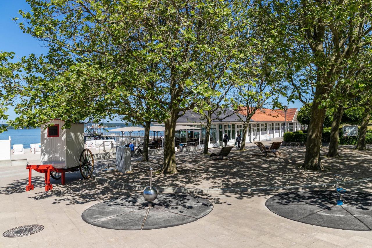Ferienwohnung Mit Badestrand Глюксбург Экстерьер фото